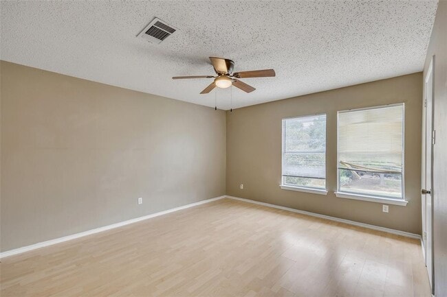 Building Photo - 2514 Byfield Dr