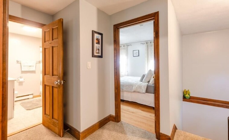 Building Photo - 52 Winnepurkit Ave