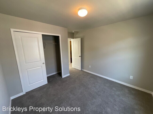Building Photo - 3 br, 2.5 bath House - 4615 Gneiss Loop