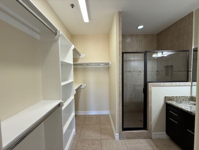 Building Photo - 8216 Casa Verde Rd