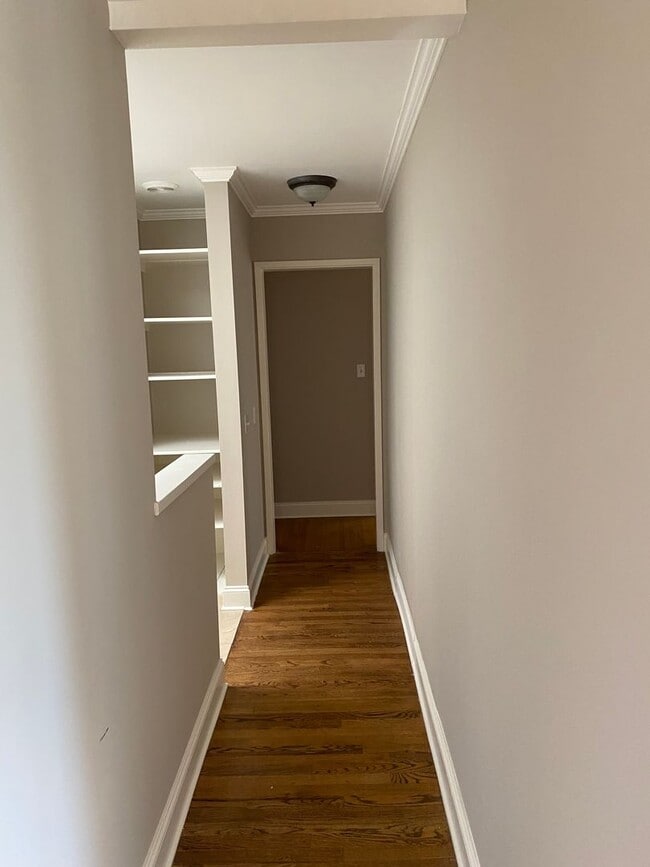 Building Photo - Beautiful Home in the Ventura Foothills