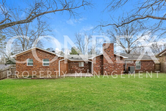 Building Photo - Beautiful Home in Clinton, MS, Available Now!