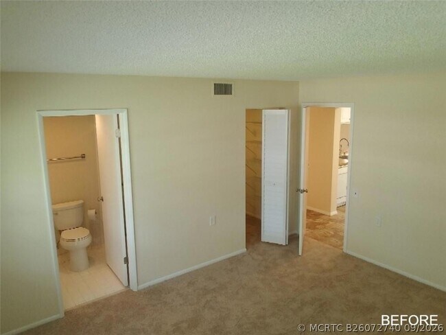 Building Photo - 1104 Bahama Bend