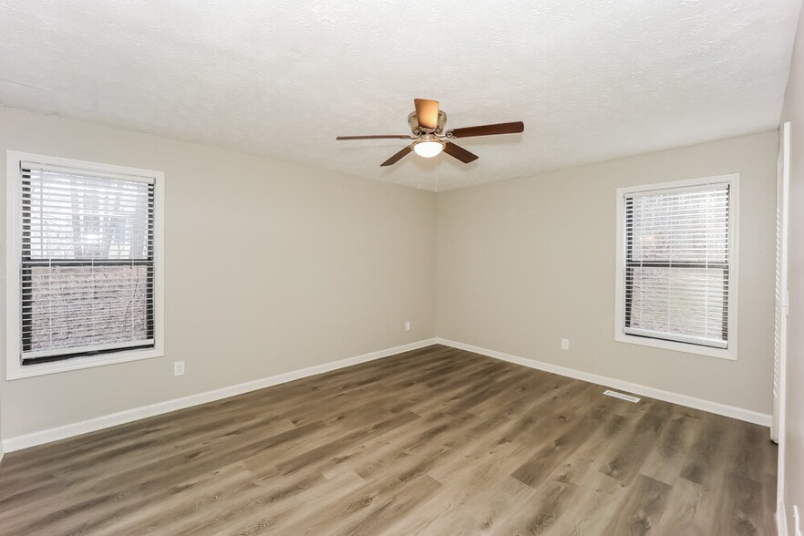 Building Photo - 4063 Casa Verde Dr