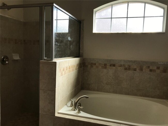 Building Photo - 3338 Pearly Dr