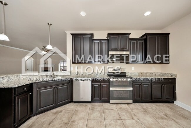 Building Photo - 275 Harold Murphy Dr