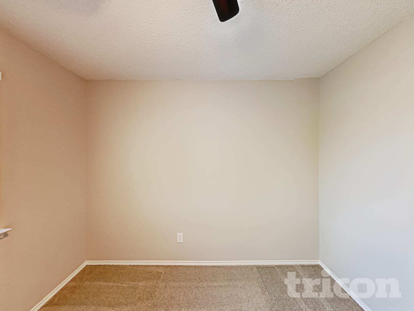 Building Photo - 5412 Boxelder Dr