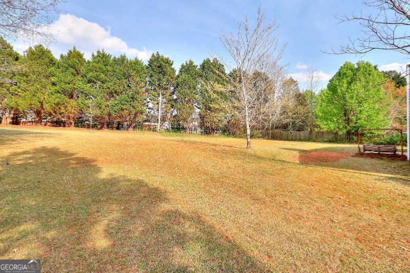 Building Photo - 260 Rosewood Cir