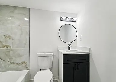 Building Photo - 917 Reverdy Rd