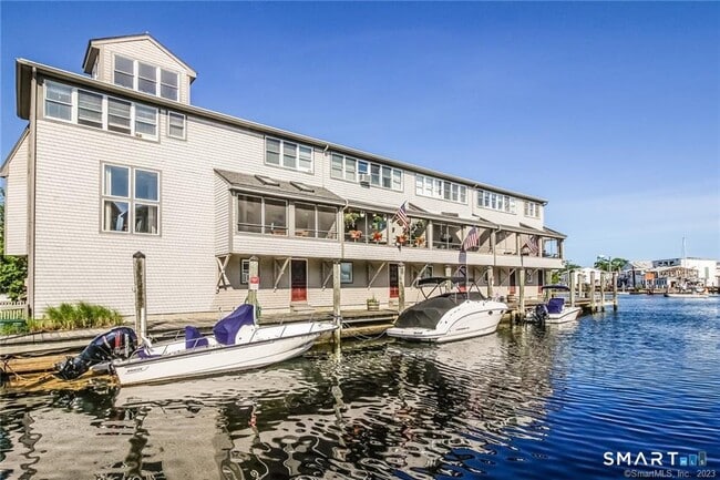 Building Photo - 49 Steamboat Wharf