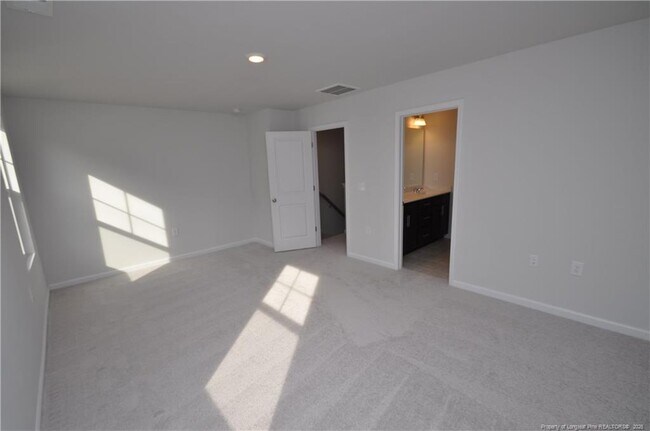 Building Photo - 1009 Shoreside Dr