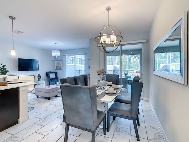 Building Photo - 580 Pebble Beach Dr