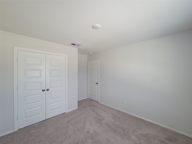 Building Photo - 23330 Kinsfolk Dr