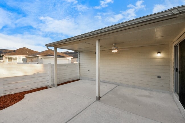 Building Photo - 20641 Patriot Park Ln