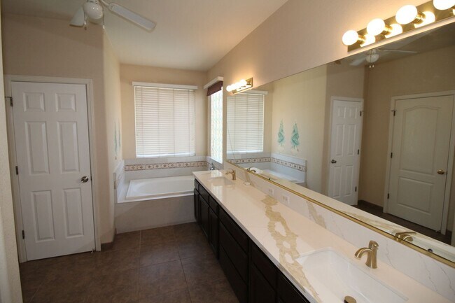 Building Photo - Cute Two-Story Home With Pool & RV Parking