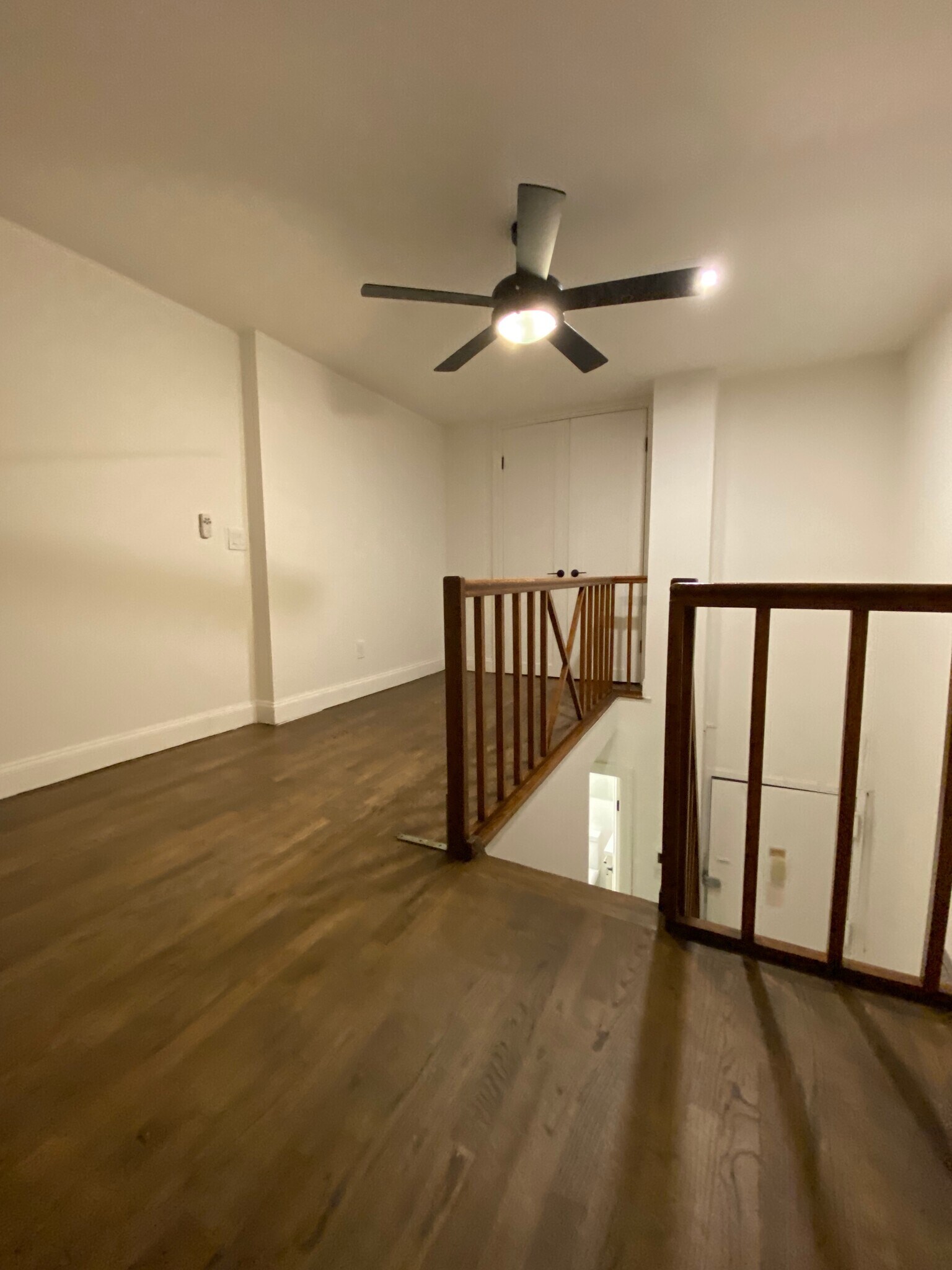 BEDROOM - 429 E 80th St