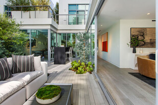 Building Photo - Gardenhouse Beverly Hills