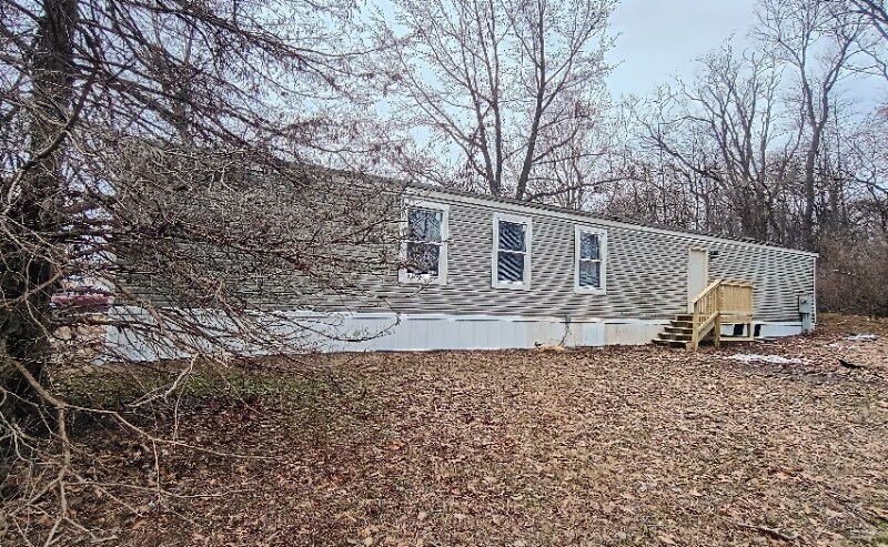 Building Photo - 100 Deerwood Park