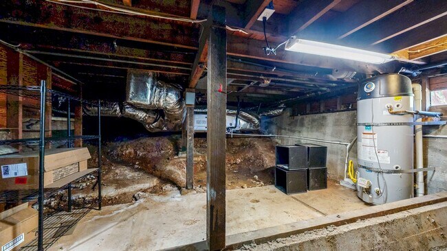Building Photo - 4560 Sullivan Ct