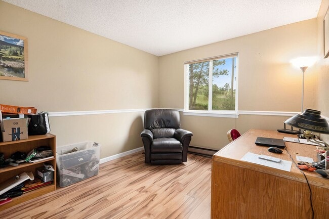Building Photo - 12773 N Tenderfoot Trail
