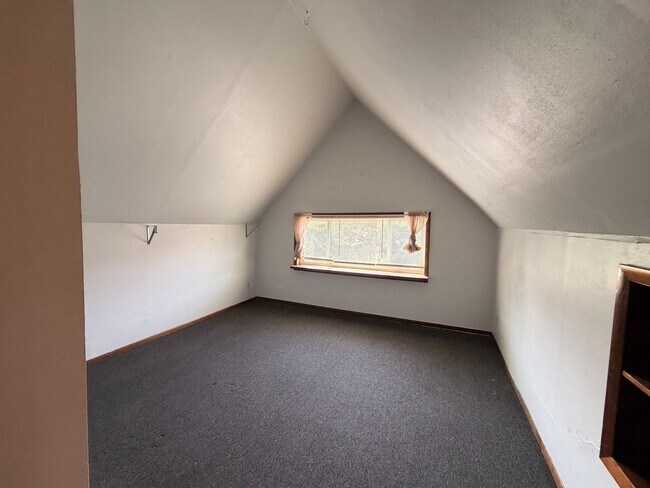 Building Photo - 3601 W Highland Blvd