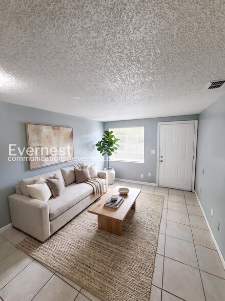 Building Photo - 3807 Phillips St
