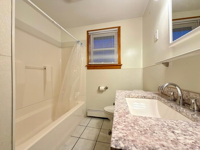 Building Photo - 45 Kinglet Dr