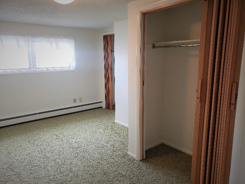 Building Photo - 1321 Walnut St