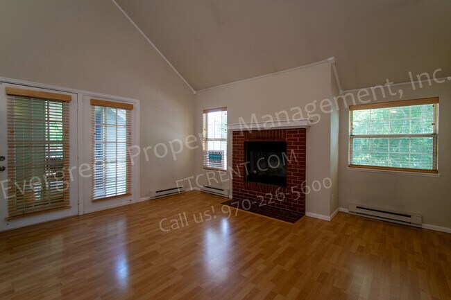 Building Photo - 3565 Windmill Dr