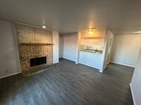 Building Photo - Vega Dr 4-Plex