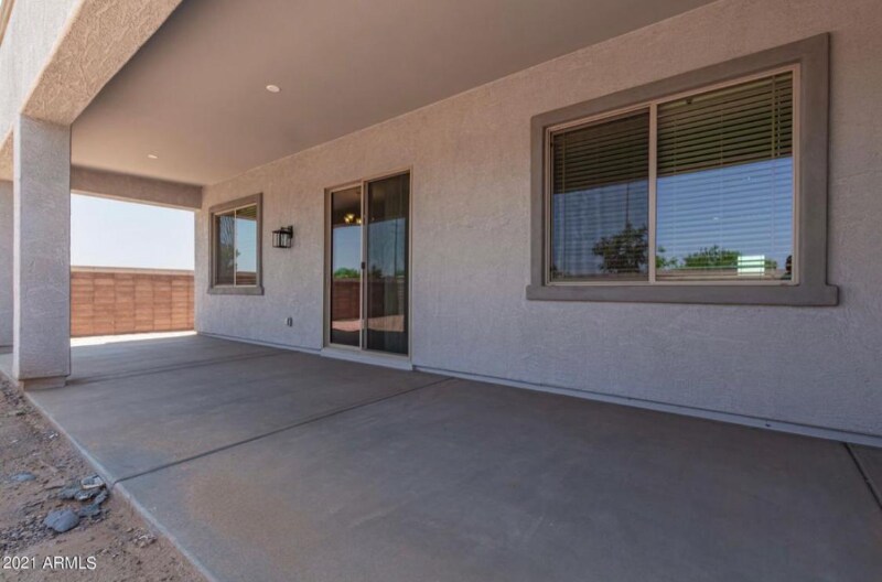 Building Photo - 880 W Flamingo Dr