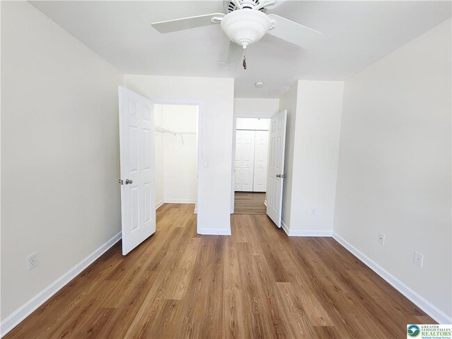 Building Photo - 257 Blue Sage Dr