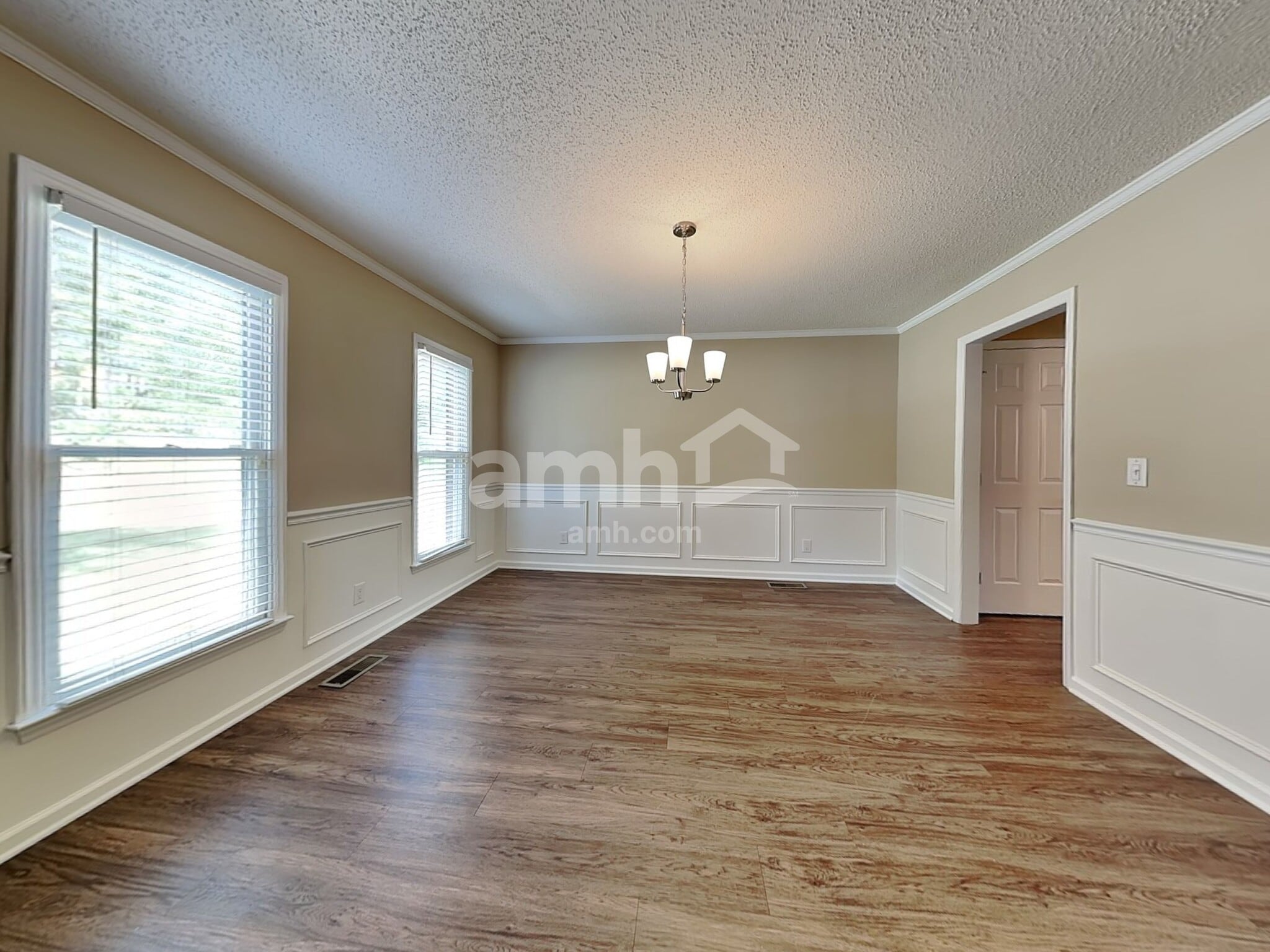 Building Photo - 5050 Toucan Ln