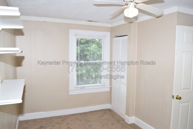 Building Photo - 857 W 41st St