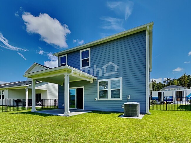 Building Photo - 390 Banyan Frst Dr