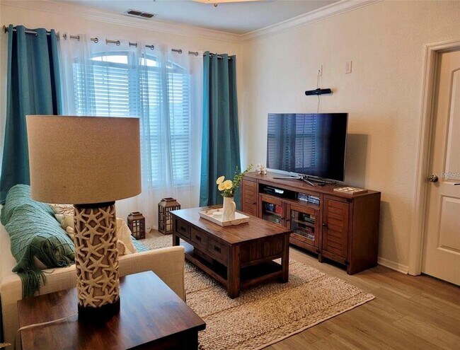 Building Photo - 2709 Via Cipriani