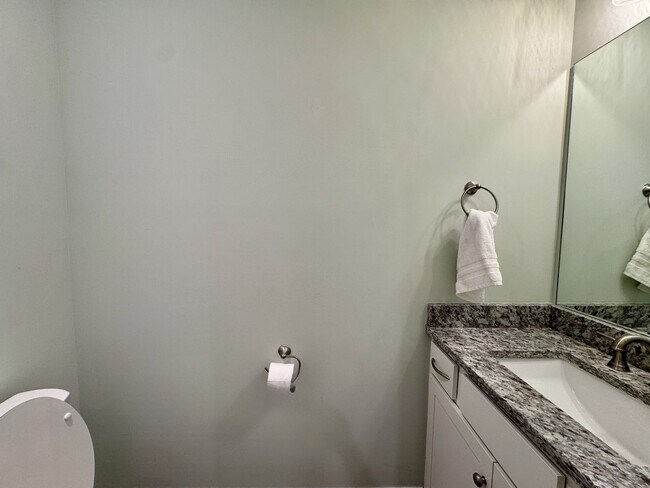 Building Photo - 336 Jacksonian Way