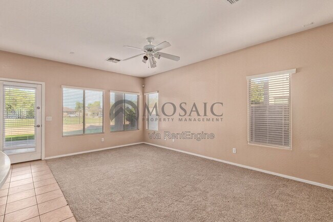 Building Photo - 2317 S 88th Dr