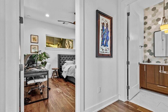 Building Photo - 2712 Oak Springs Dr