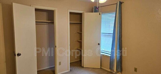 Building Photo - 5030 Merganser Dr