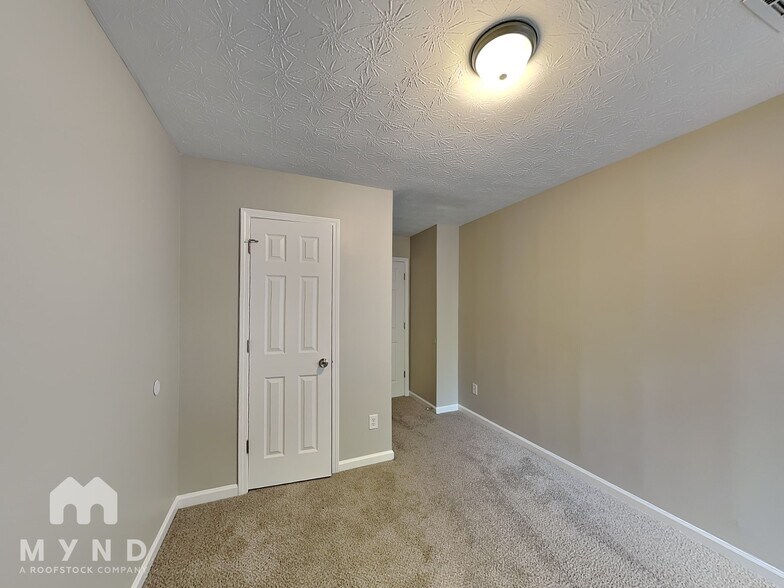 Building Photo - 1150 Labonte Pkwy