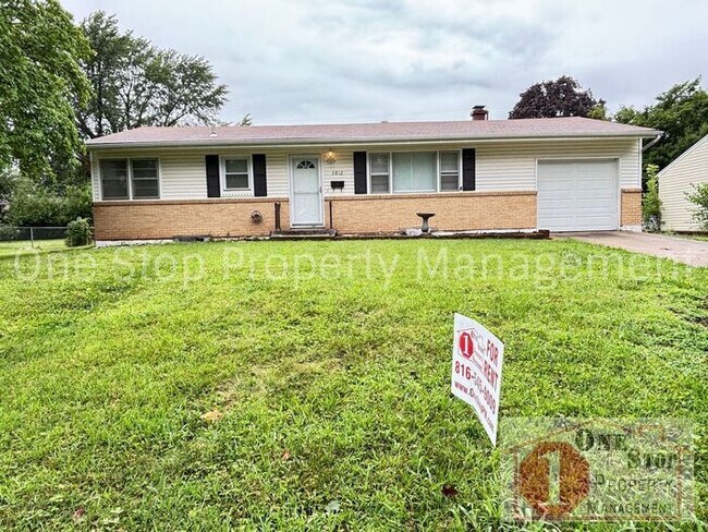 Primary Photo - Charming 3-Bedroom Home with Big Backyard ...