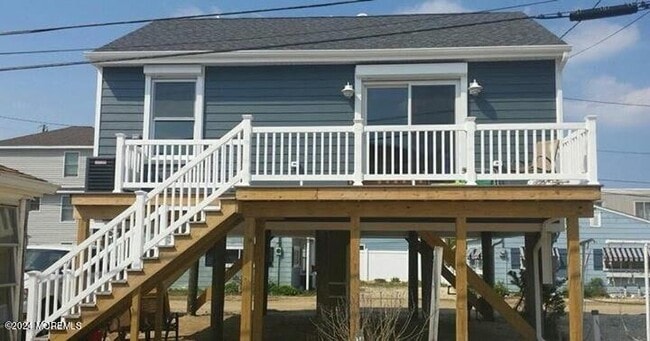 Primary Photo - 123 W Kingfisher Way