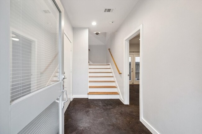 Building Photo - 4333 O'Reilly