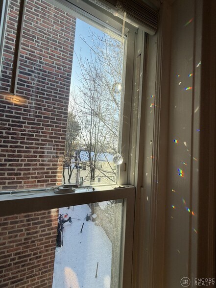 Building Photo - 11 Gray St