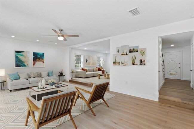 Building Photo - 4704 W Brookwood Dr