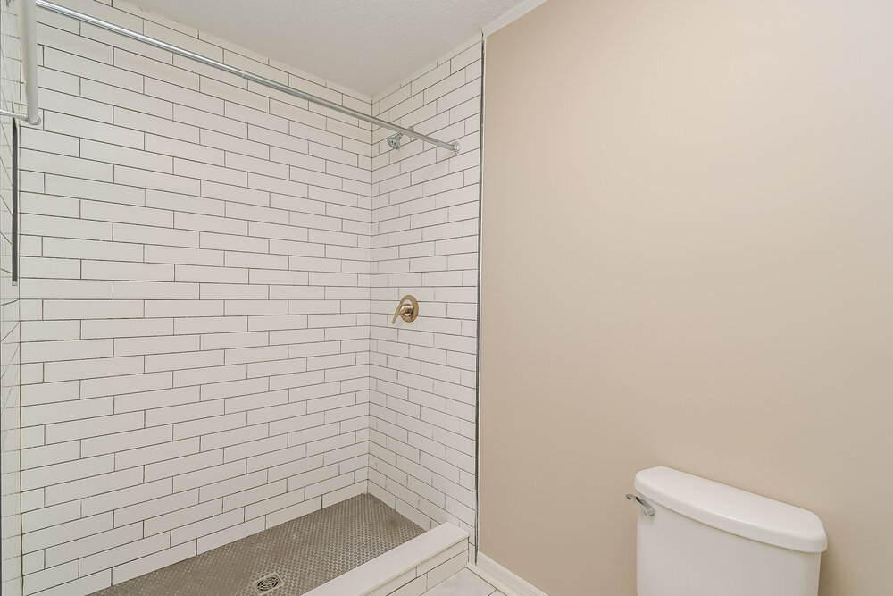 Building Photo - 1755 Farm Way