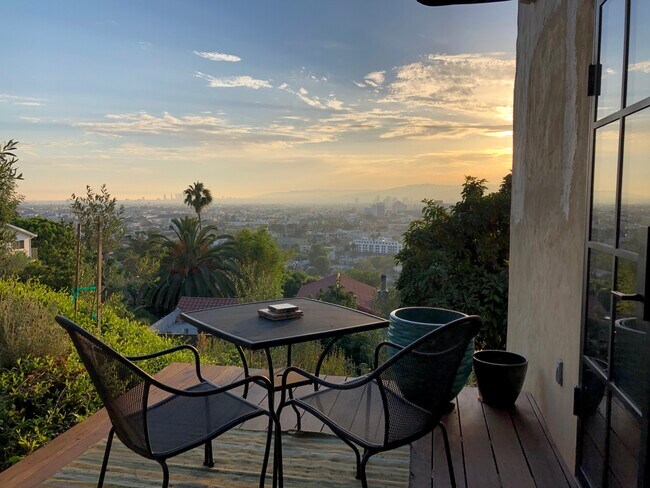 Building Photo - 3622 Landa St