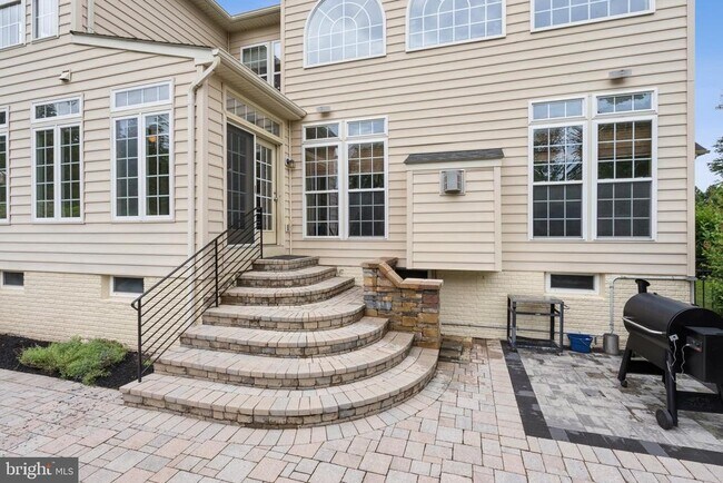 Building Photo - 602 Corsair Ct