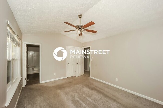 Building Photo - 3 Bedroom Pet-Friendly Home in Union City, GA with Main Street Renewal